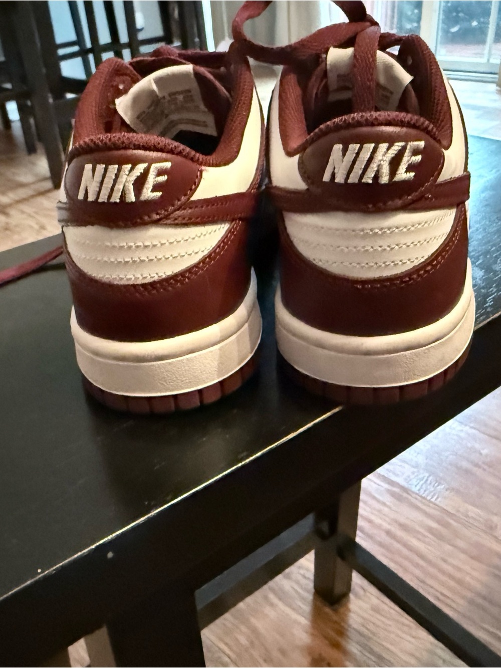 Nike Low-Top Sneakers in White and Burgundy/Maroon